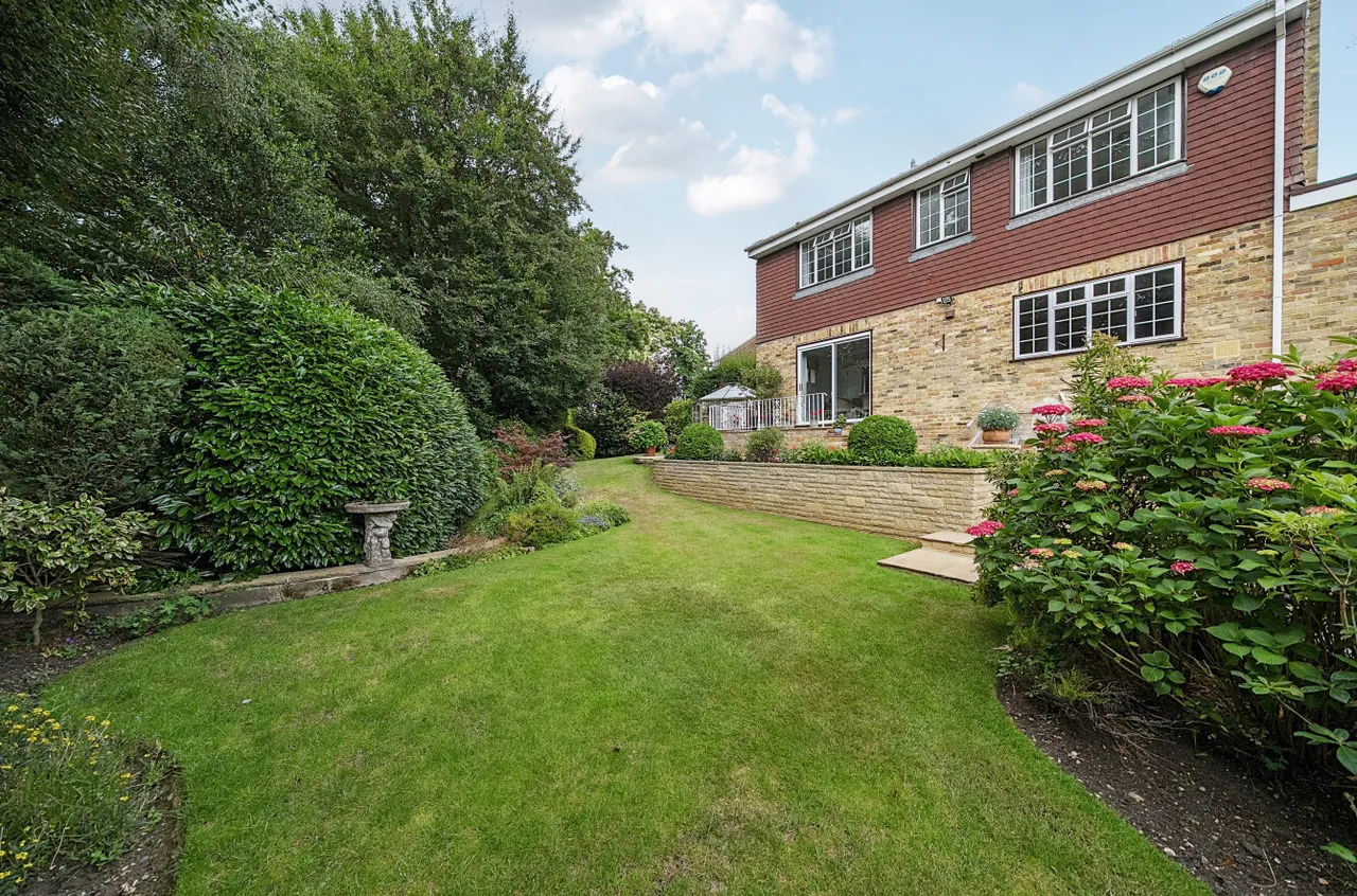 Westmorland Drive, Camberley, Surrey Heath, GU15 1EW, photo 9