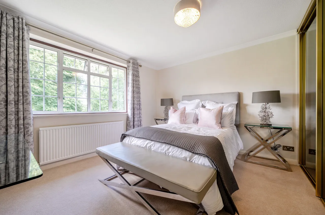 Westmorland Drive, Camberley, Surrey Heath, GU15 1EW, photo 6