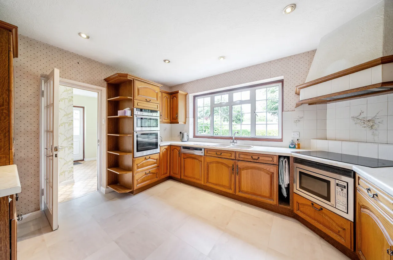 Westmorland Drive, Camberley, Surrey Heath, GU15 1EW, photo 12