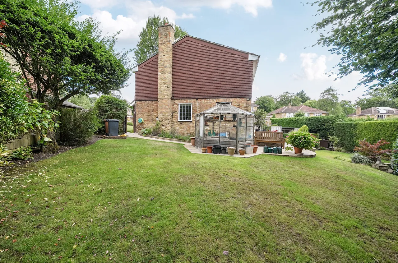 Westmorland Drive, Camberley, Surrey Heath, GU15 1EW, photo 17