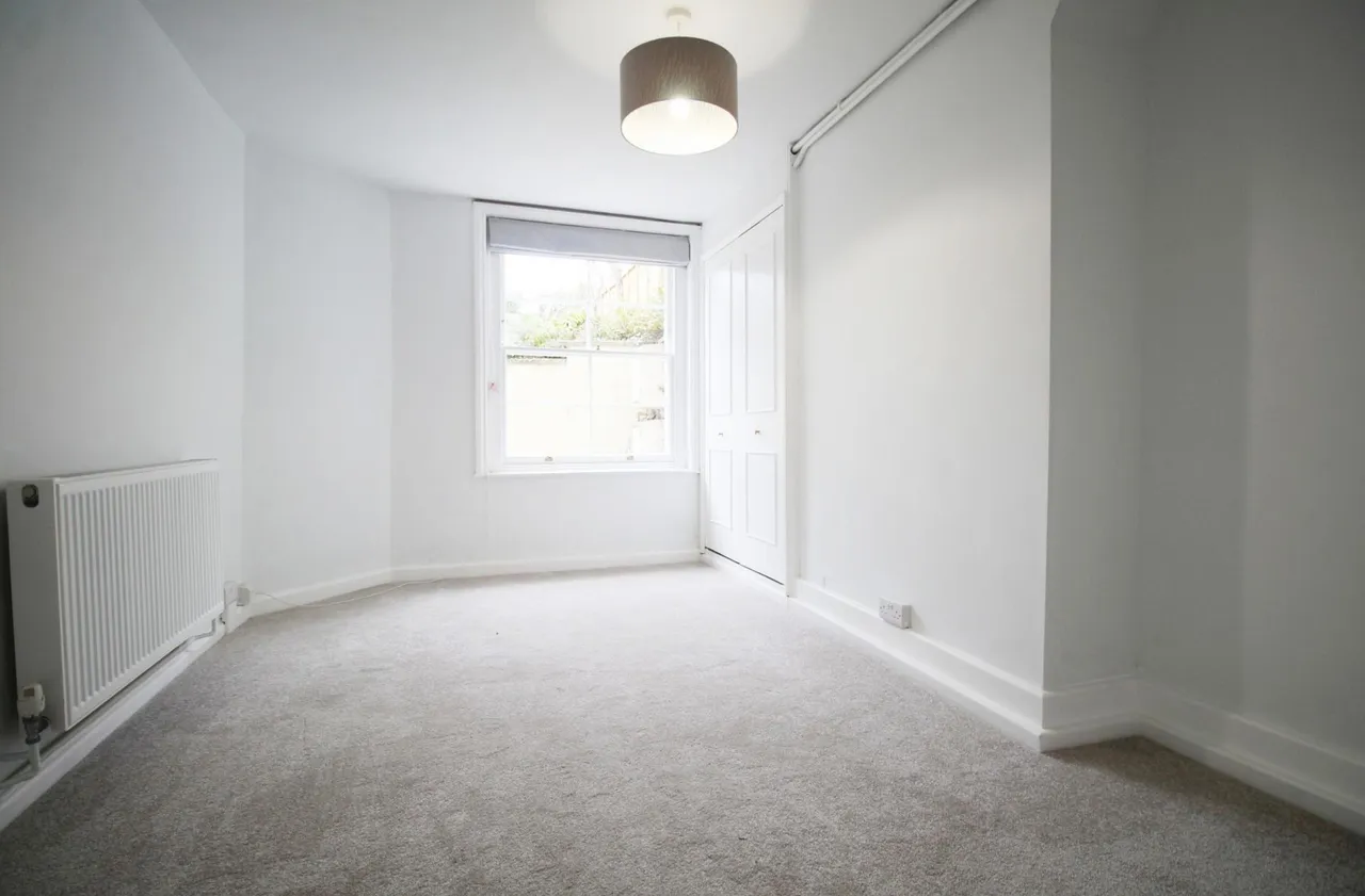 Battledown Approach, Cheltenham, GL52, photo 8