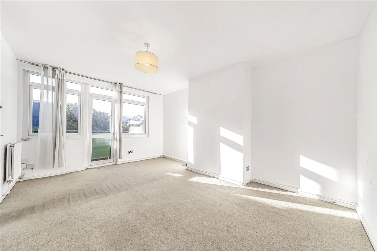 2 bed flat for sale — Upper Tooting Park, London, SW17