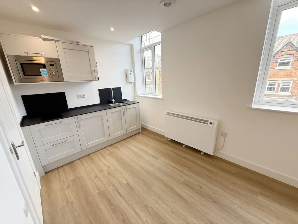 Avenue Road, Grantham, photo 5