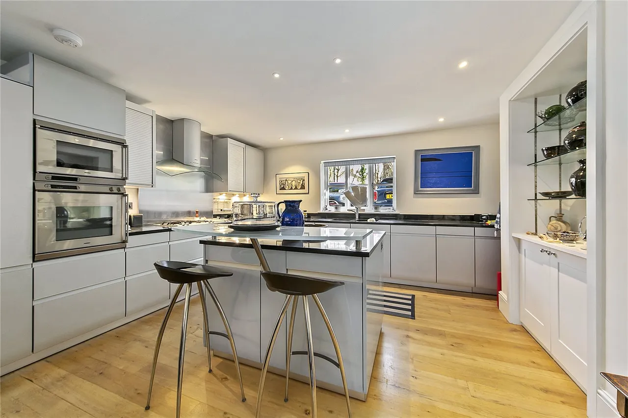 Queens Road, Richmond, TW10, photo 21