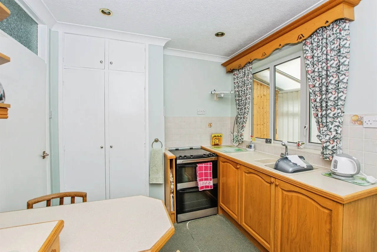 The Chase, Leverington Road, Wisbech, photo 4