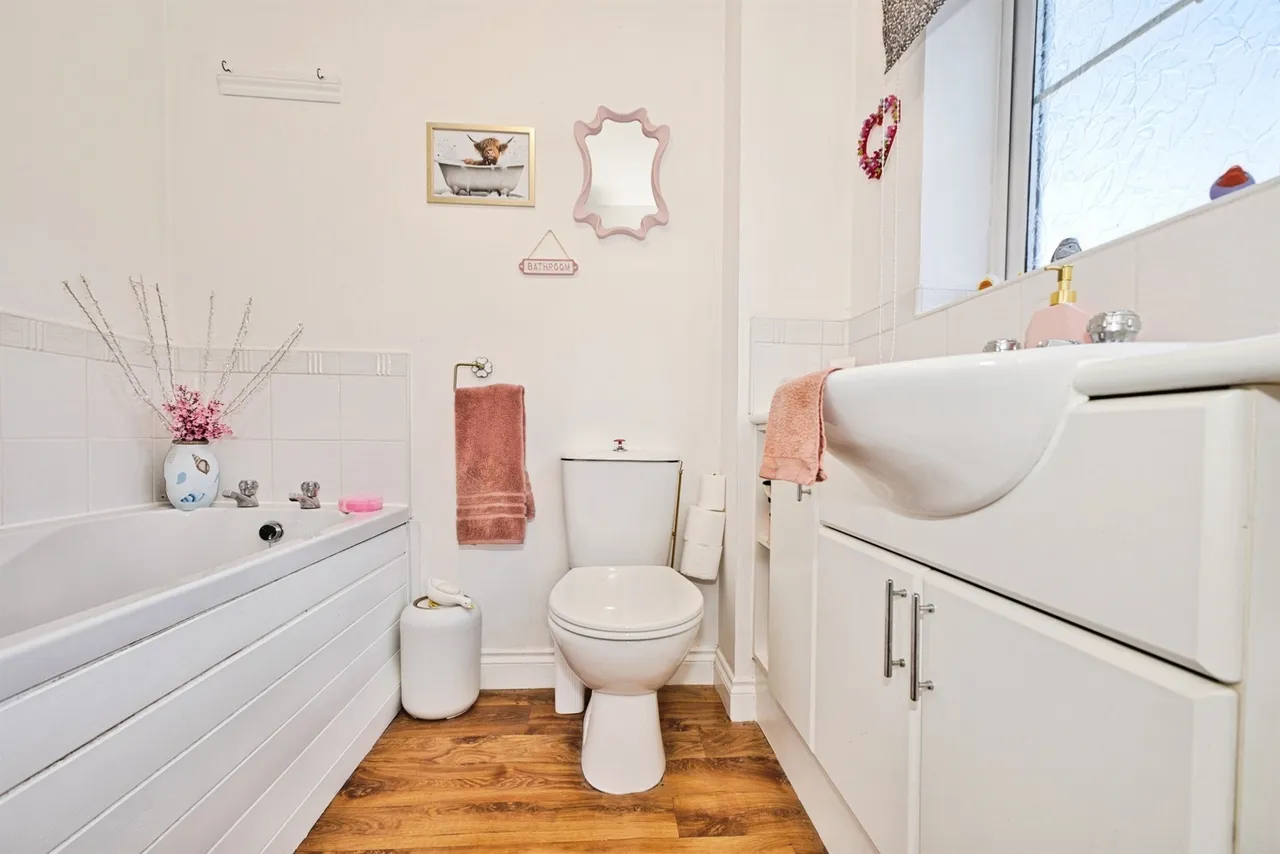 Somerset Way, Highbridge, TA9, photo 12