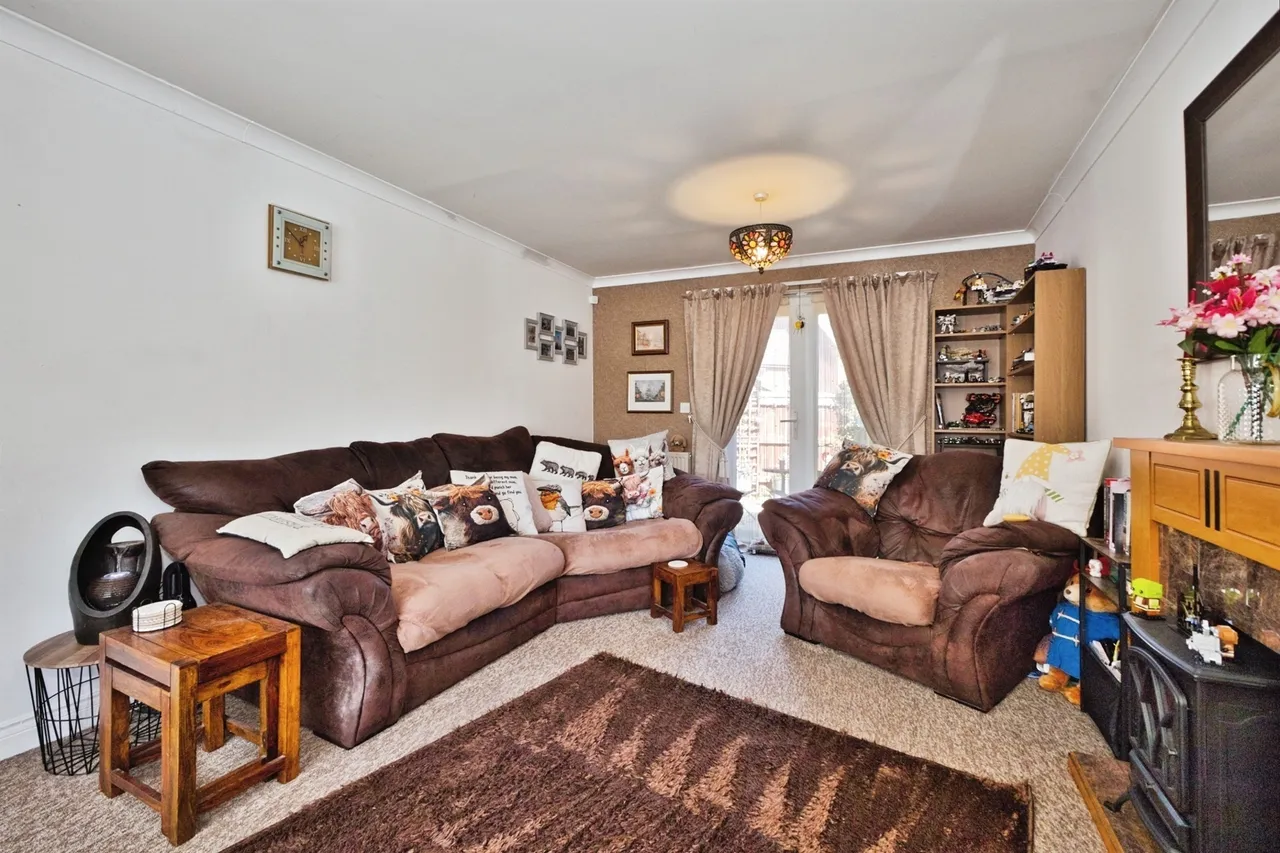 Somerset Way, Highbridge, TA9, photo 4