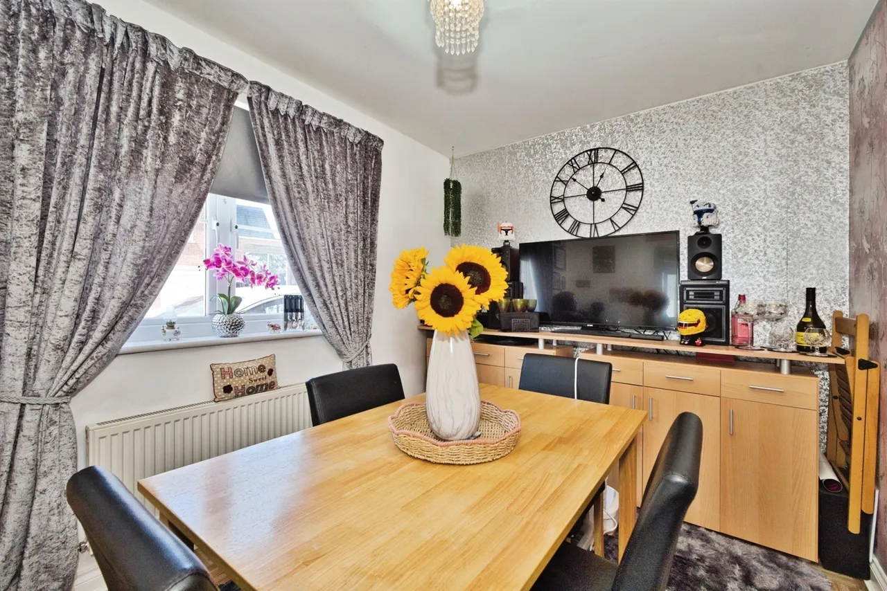 Somerset Way, Highbridge, TA9, photo 6