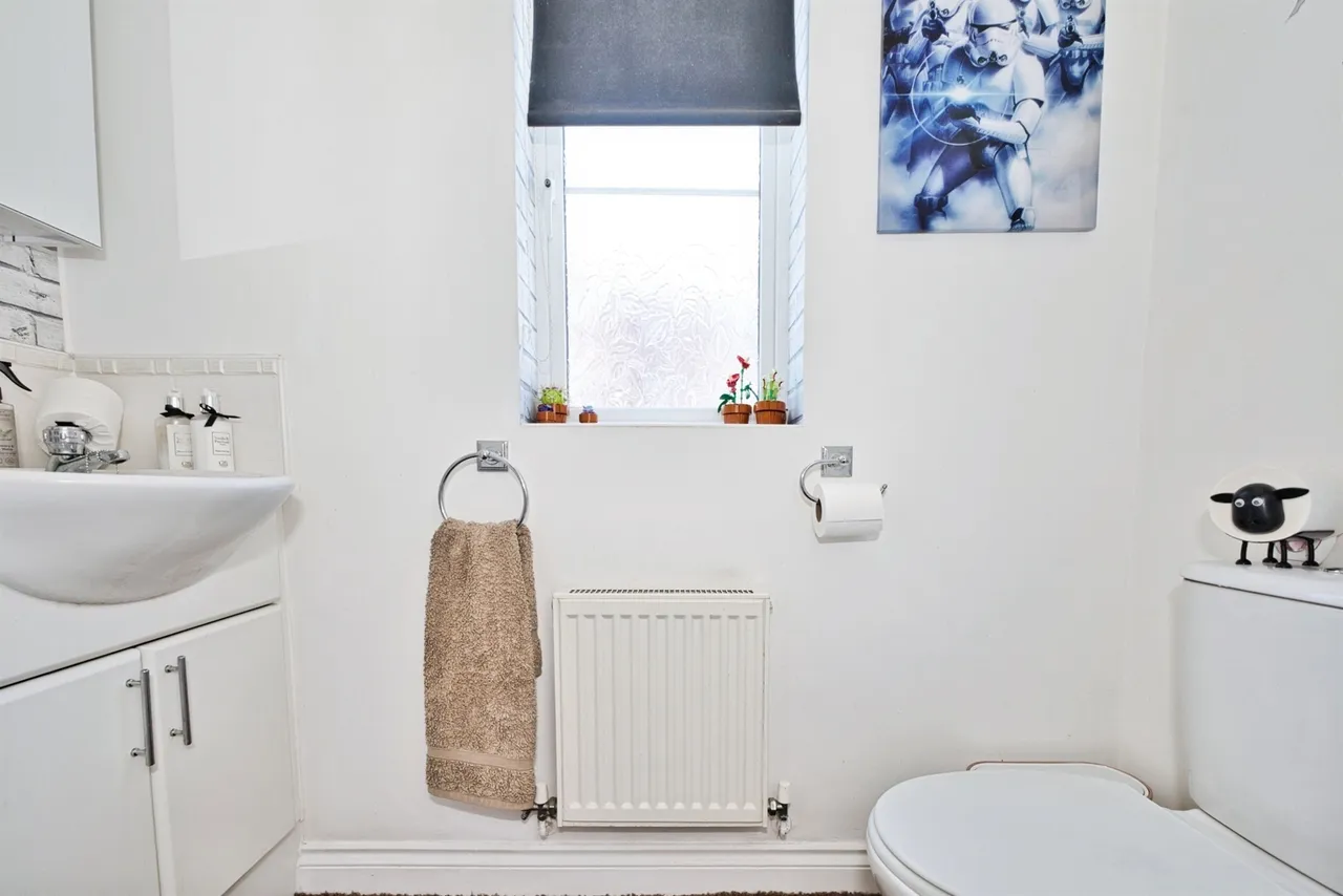 Somerset Way, Highbridge, TA9, photo 8