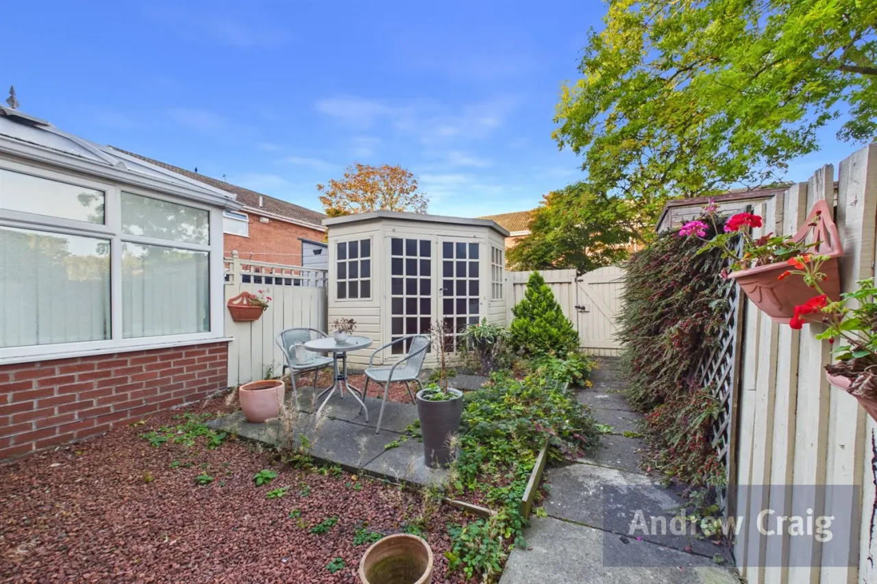 Salters Close, Newcastle Upon Tyne, NE3, photo 17
