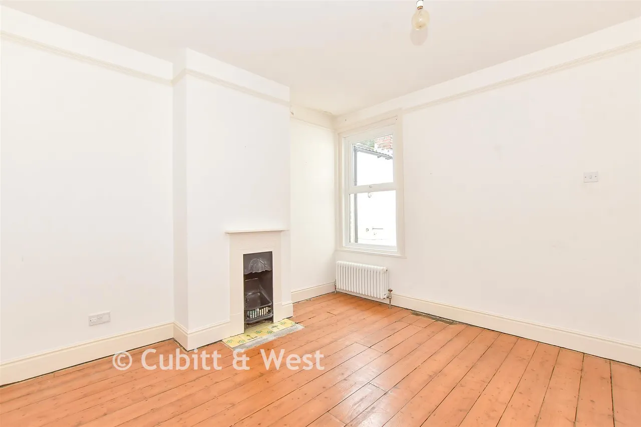 St. Chad's Avenue, Portsmouth, PO2, photo 6