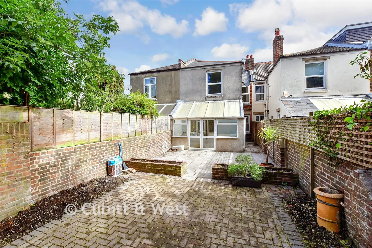 St. Chad's Avenue, Portsmouth, PO2, photo 10