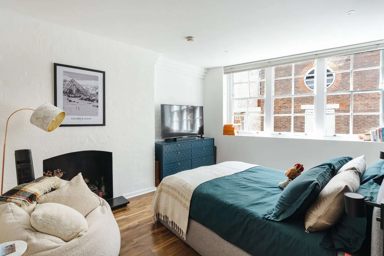 Newbury Street, London, EC1A 7HU, photo 10