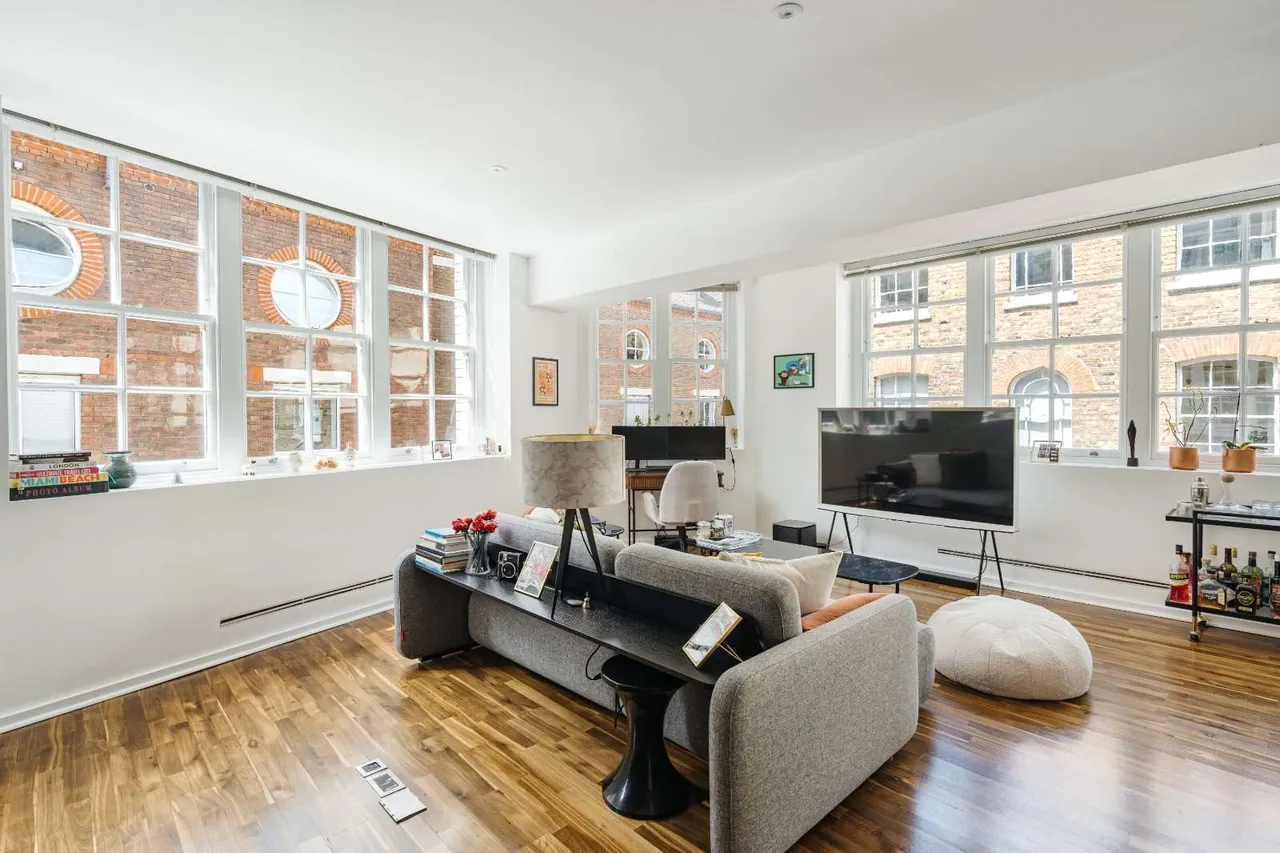 Newbury Street, London, EC1A 7HU, photo 5
