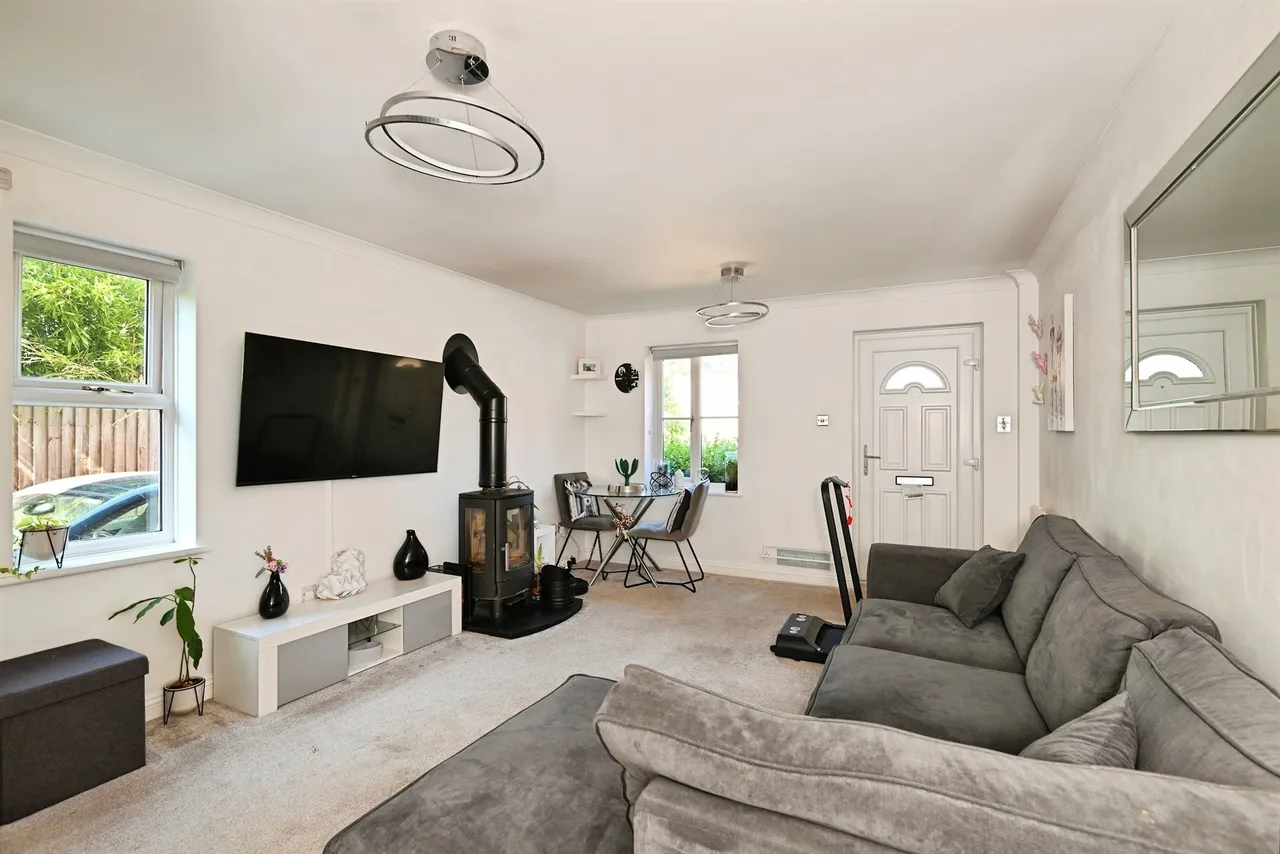 Doddington Court, Maidstone, ME16, photo 3