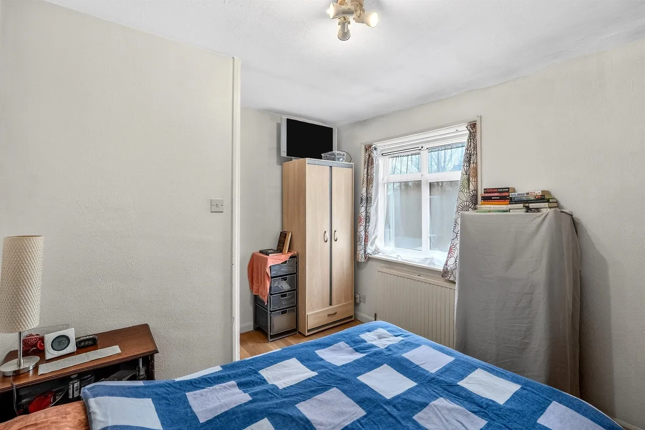 Glastonbury Road, MORDEN, photo 10