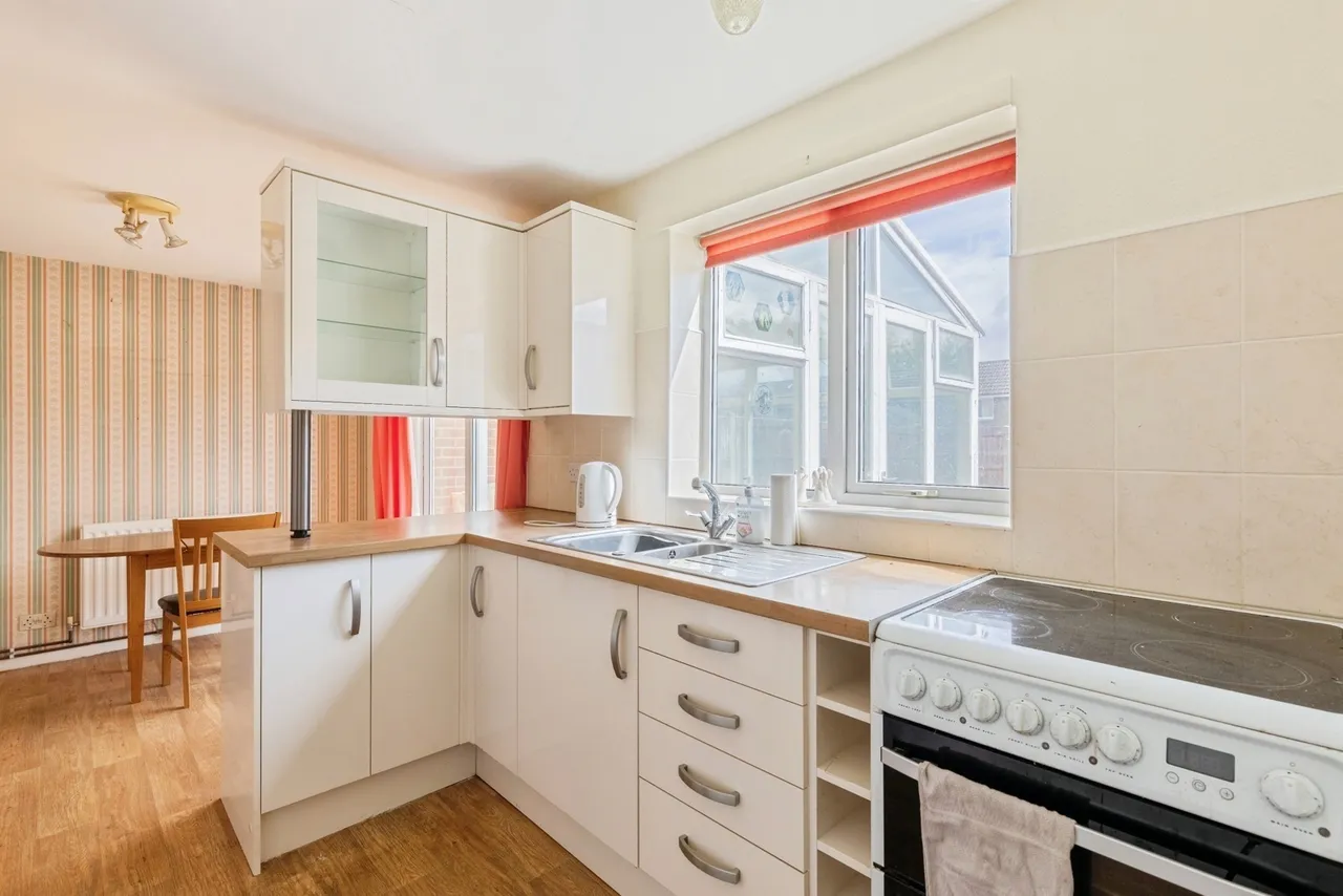 Brookside Road, Stratford-upon-Avon, CV37, photo 5