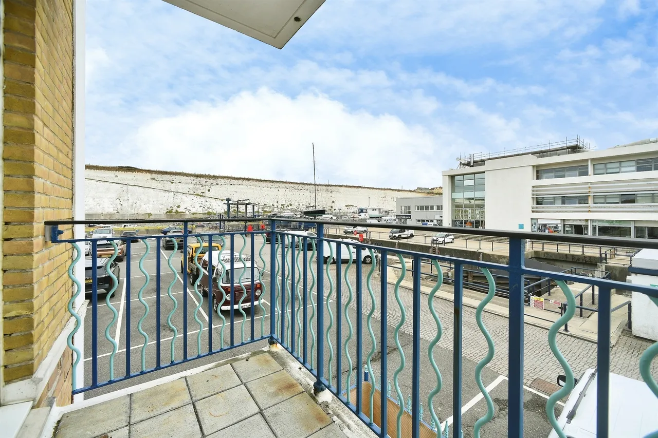 The Strand, Brighton Marina Village, Brighton, photo 12