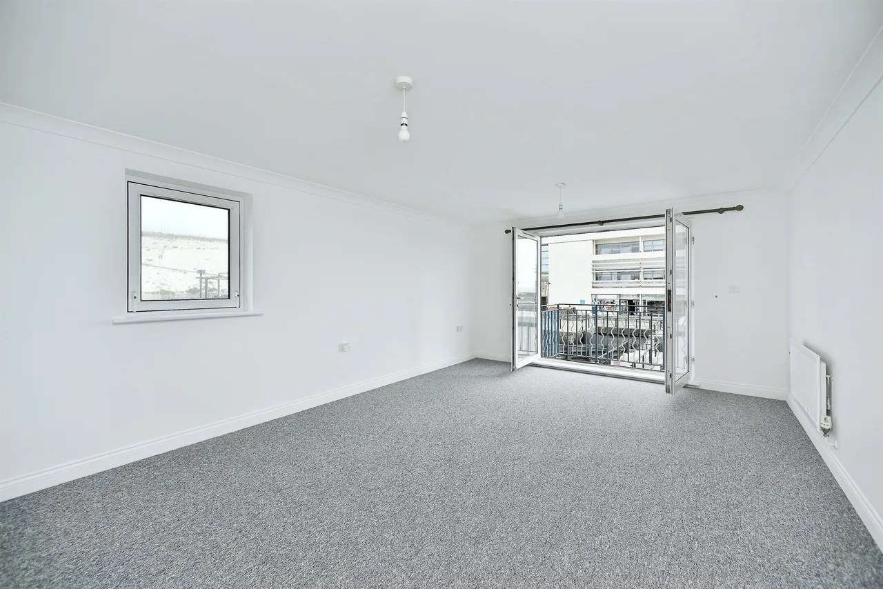 The Strand, Brighton Marina Village, Brighton, photo 2