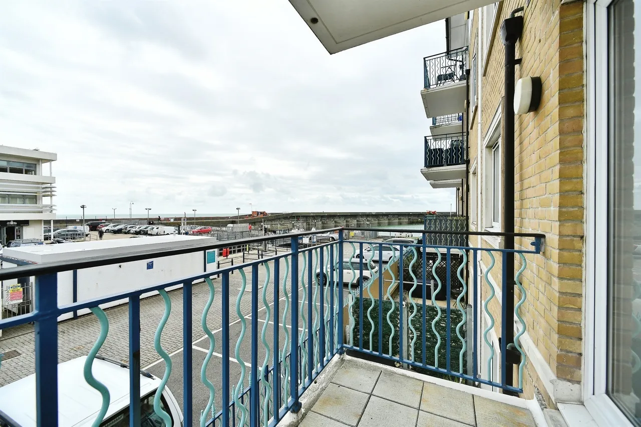 The Strand, Brighton Marina Village, Brighton, photo 11