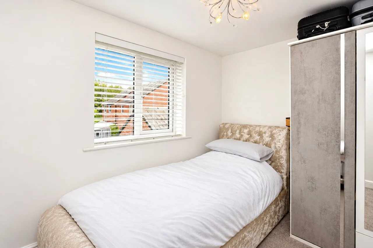 Millbank Place, Church, BB5, photo 14