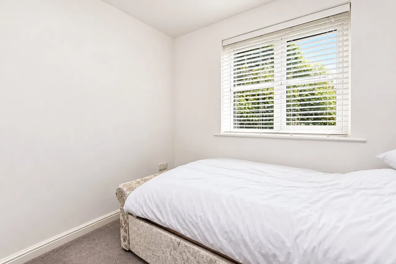Millbank Place, Church, BB5, photo 13