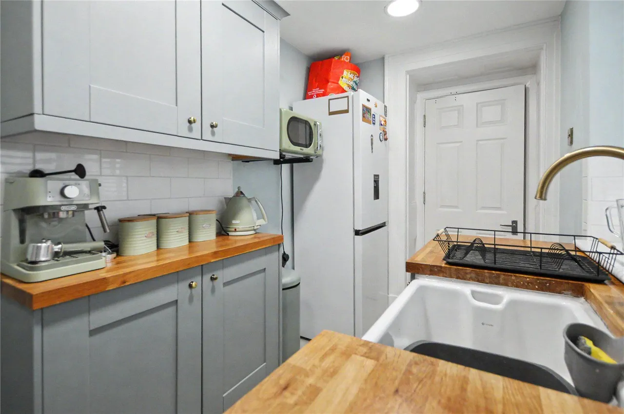 Lynwood Crescent, Woodlesford, LS26, photo 14