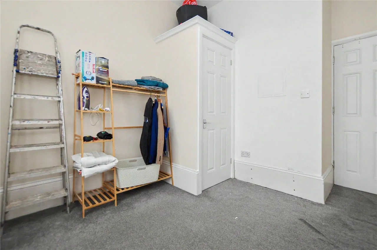 Lynwood Crescent, Woodlesford, LS26, photo 13