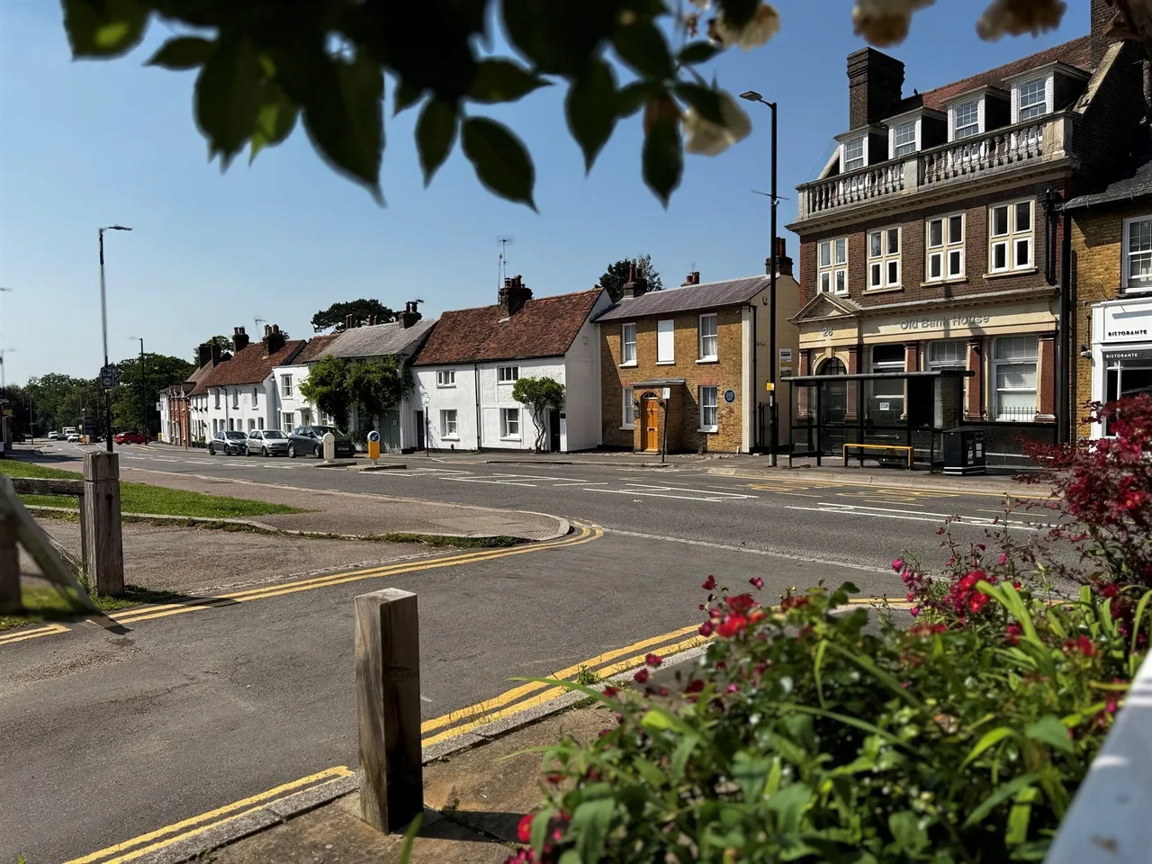 High Street, Bushey, photo 12