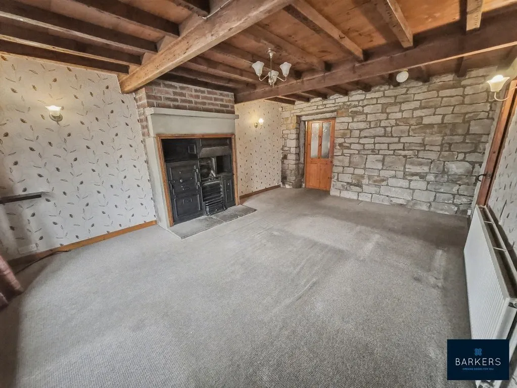 Moor Lane, Birkenshaw BD11 2HJ, photo 2