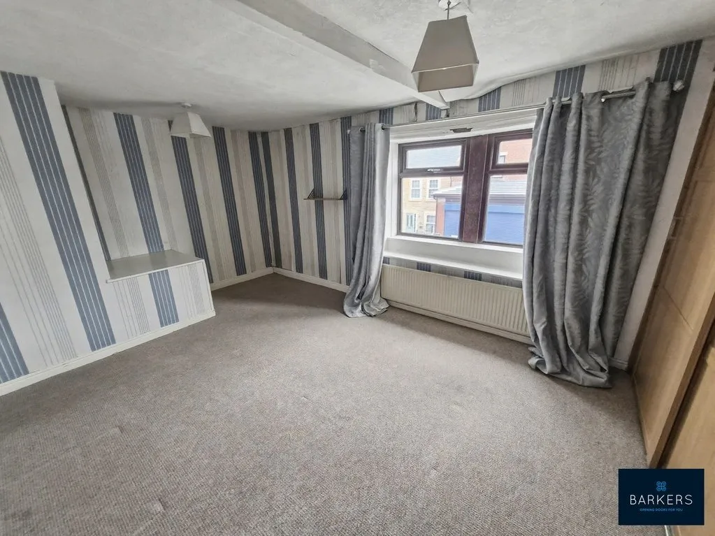 Moor Lane, Birkenshaw BD11 2HJ, photo 8