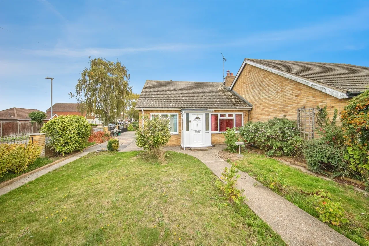Woodrows Lane, Clacton-On-Sea, CO16, photo 14