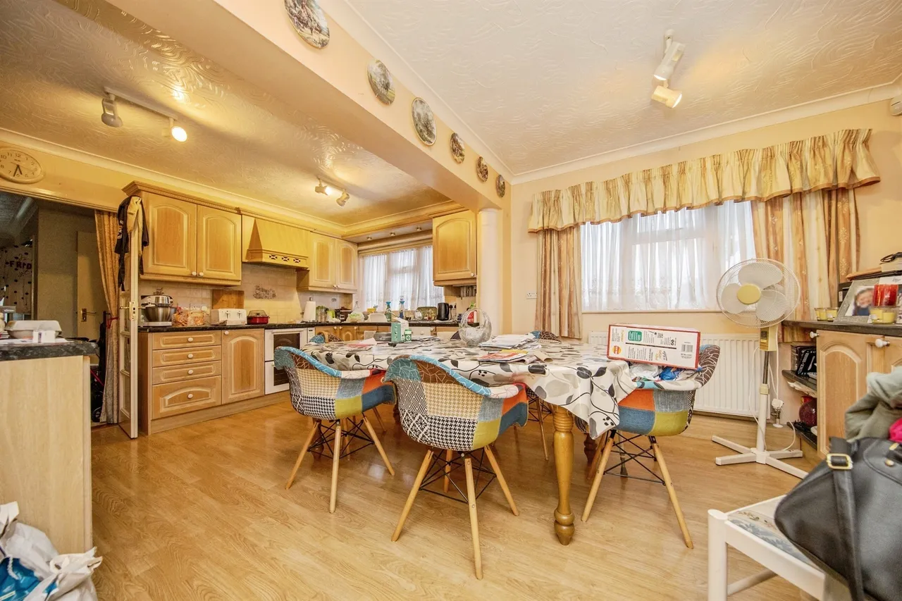 Woodrows Lane, Clacton-On-Sea, CO16, photo 5