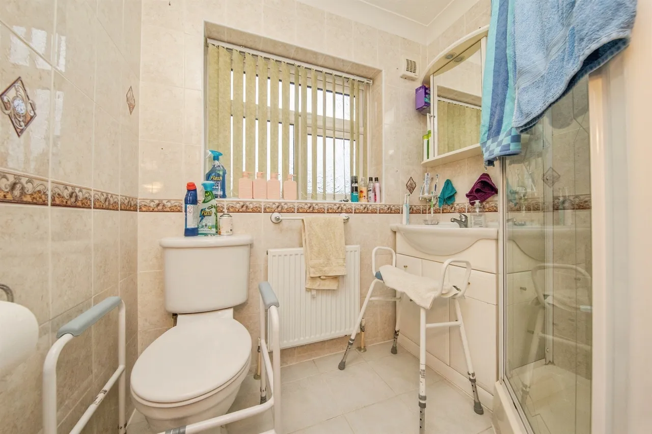 Woodrows Lane, Clacton-On-Sea, CO16, photo 12