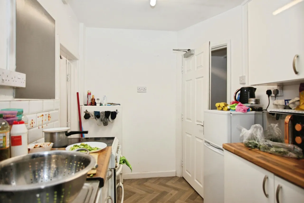 Caerleon Road, Newport, NP19, photo 26