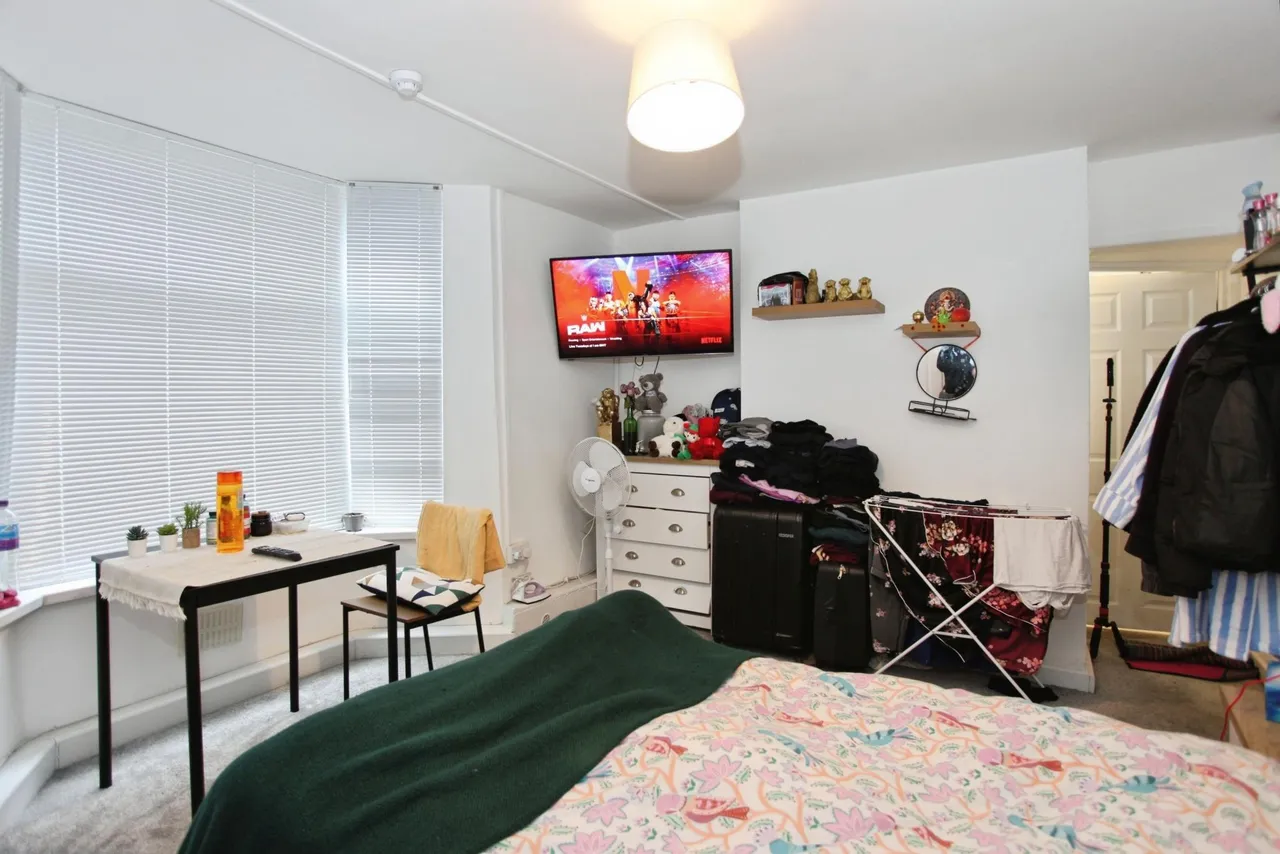Caerleon Road, Newport, NP19, photo 20