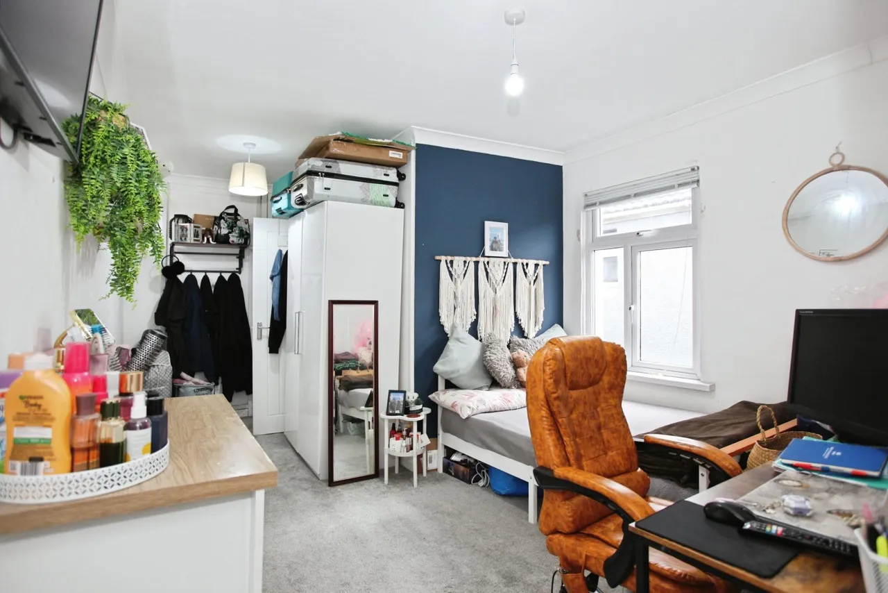 Caerleon Road, Newport, NP19, photo 36