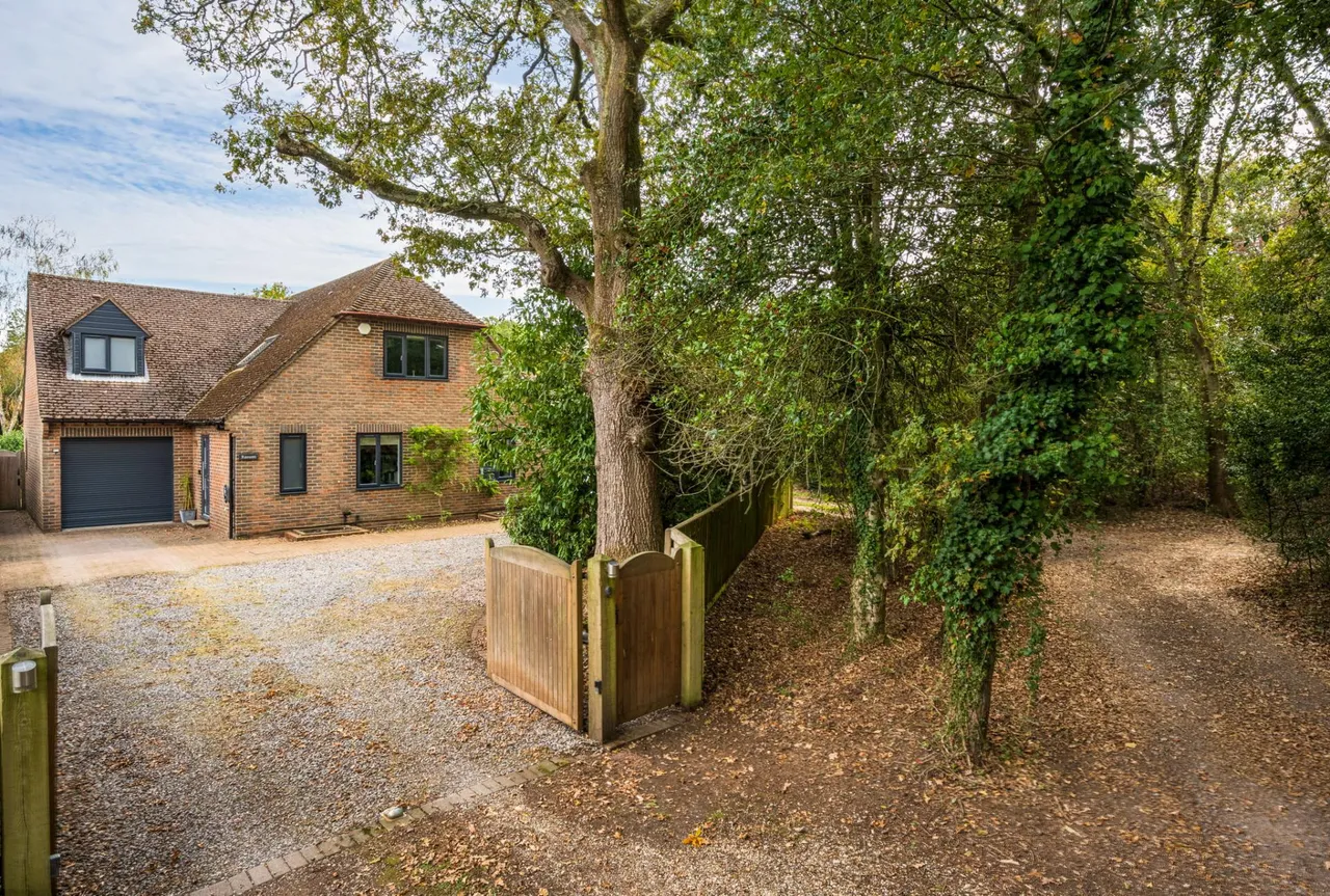 Briff Lane, Upper Bucklebury, RG7, photo 3
