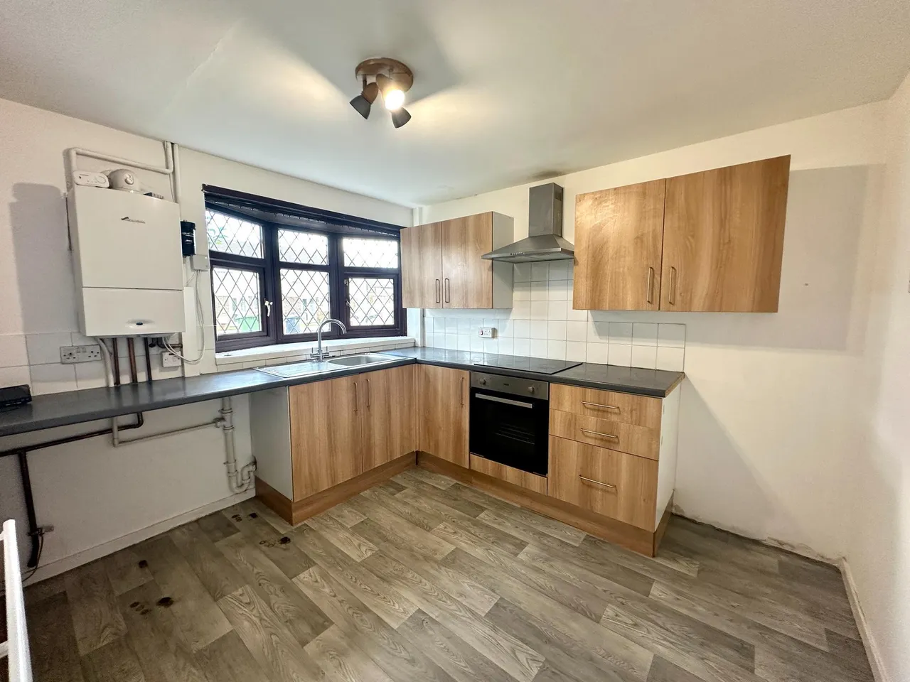 Johnson Road, Darlaston, WS10, photo 3