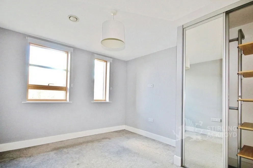 Pretoria Road, Chertsey, KT16, photo 4