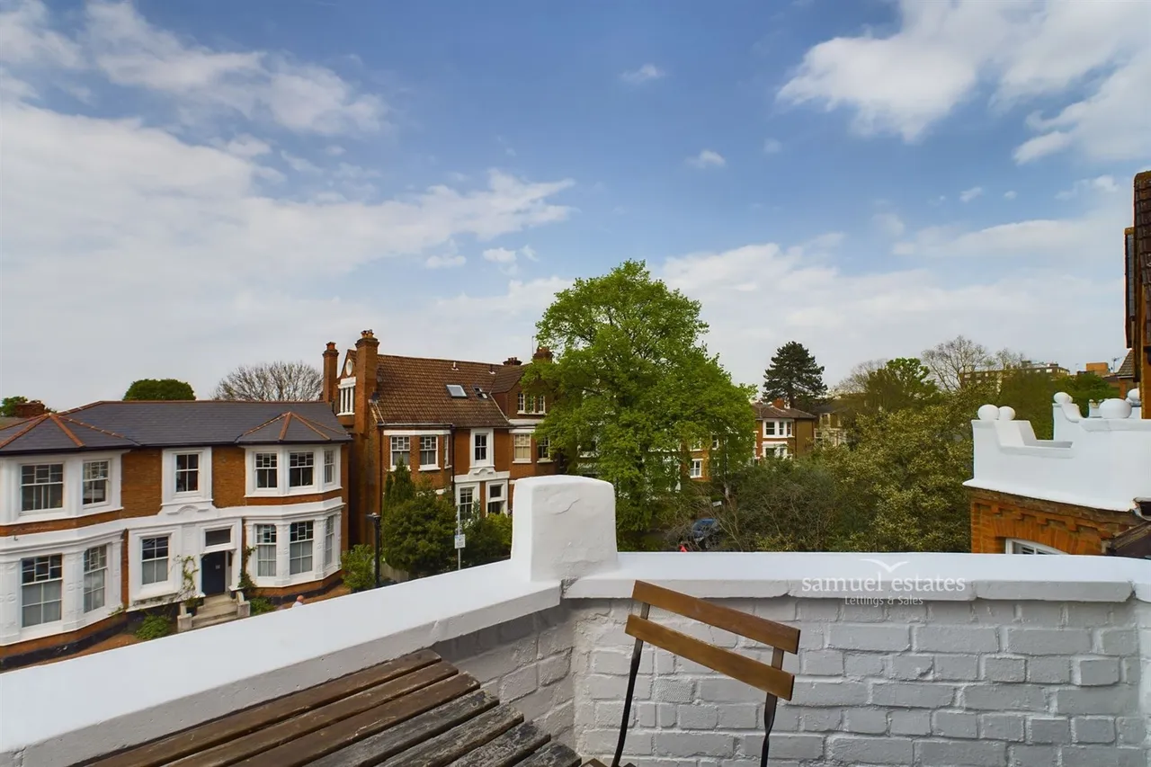 London, Greater London, SW2 4XF, photo 6
