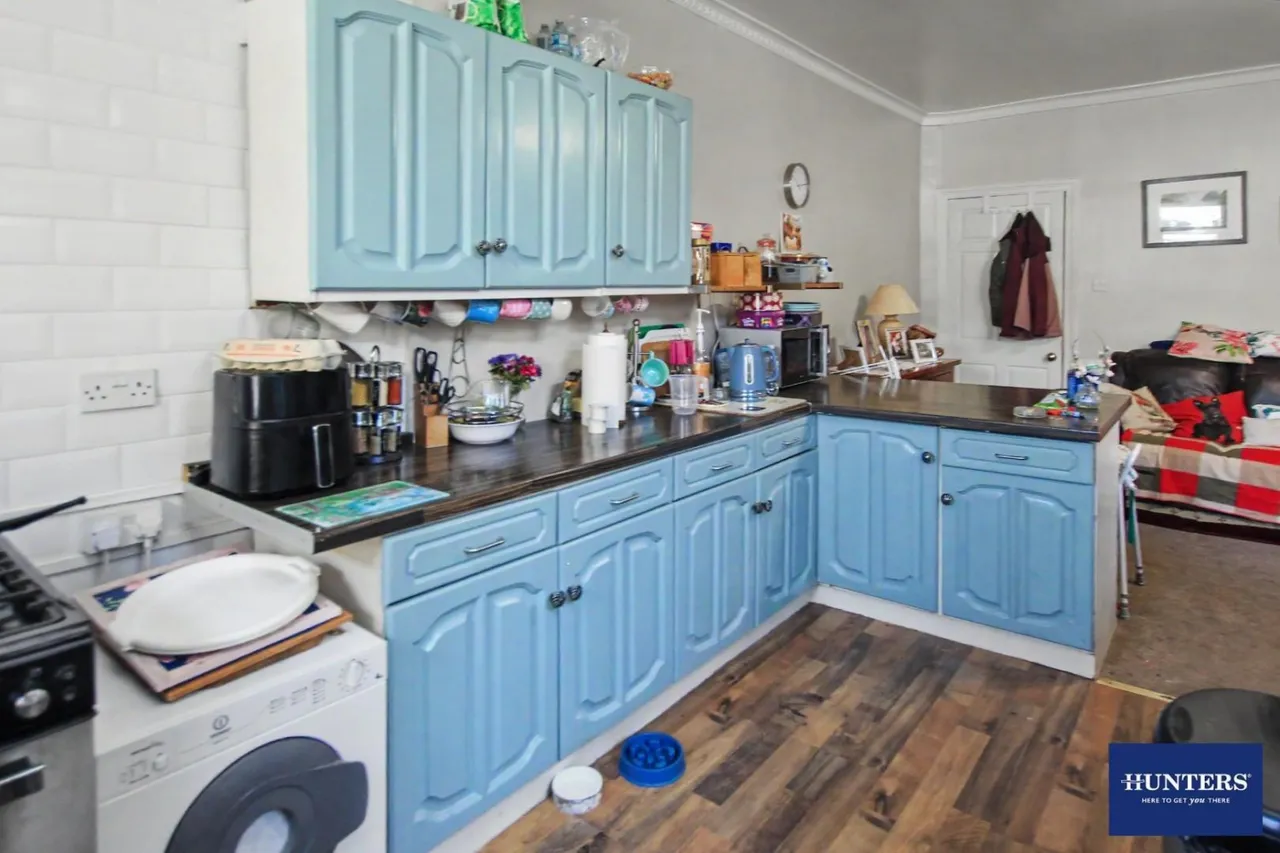 Oakleigh Road, Bradford, BD14, photo 3