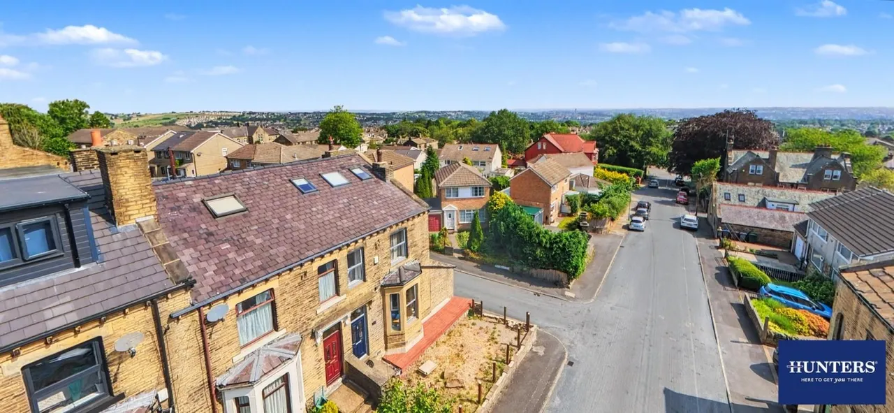 4 bed house for sale, Oakleigh Road, Bradford, BD14