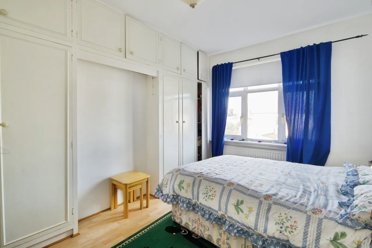 Greenway Avenue, Walthamstow, London, E17, photo 12