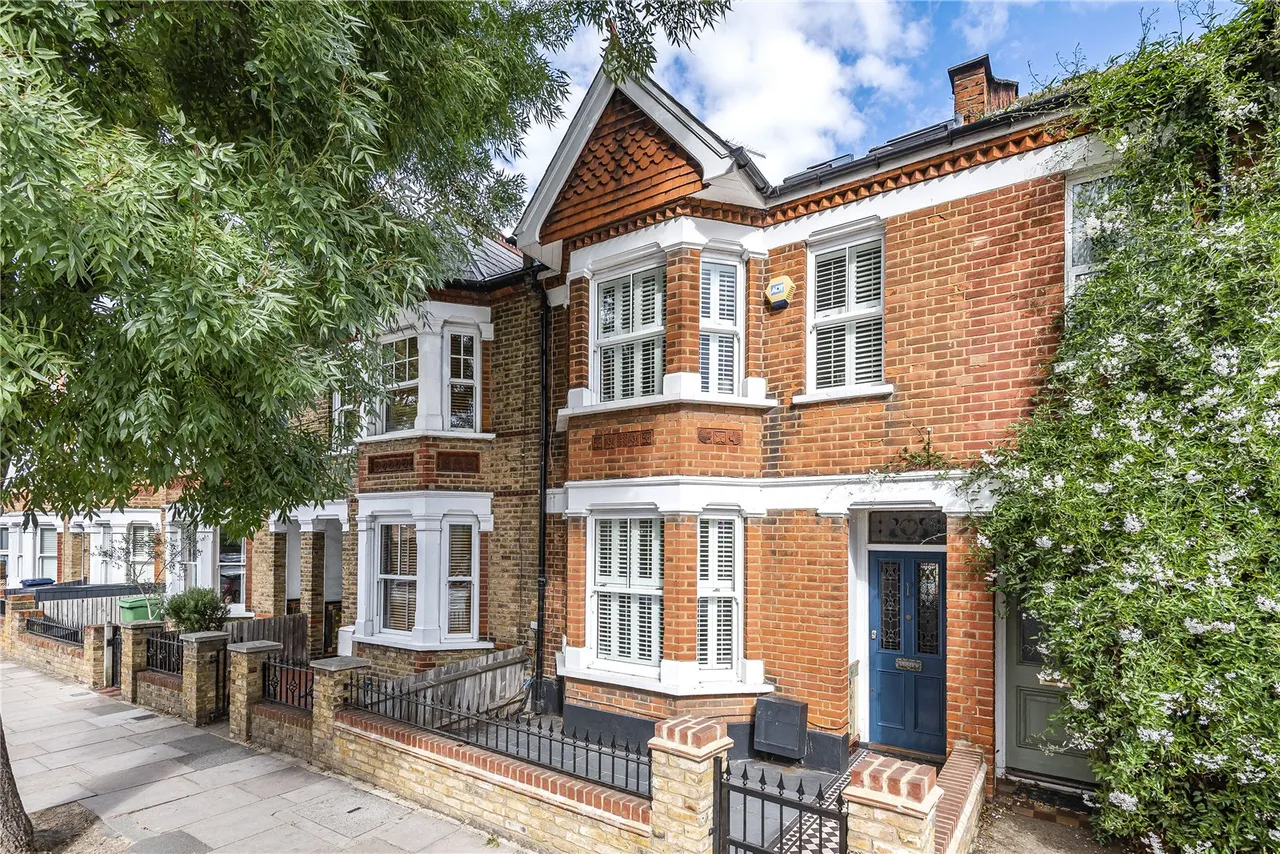 4 bed house for sale — Whitton Road, Twickenham, TW1 1BS