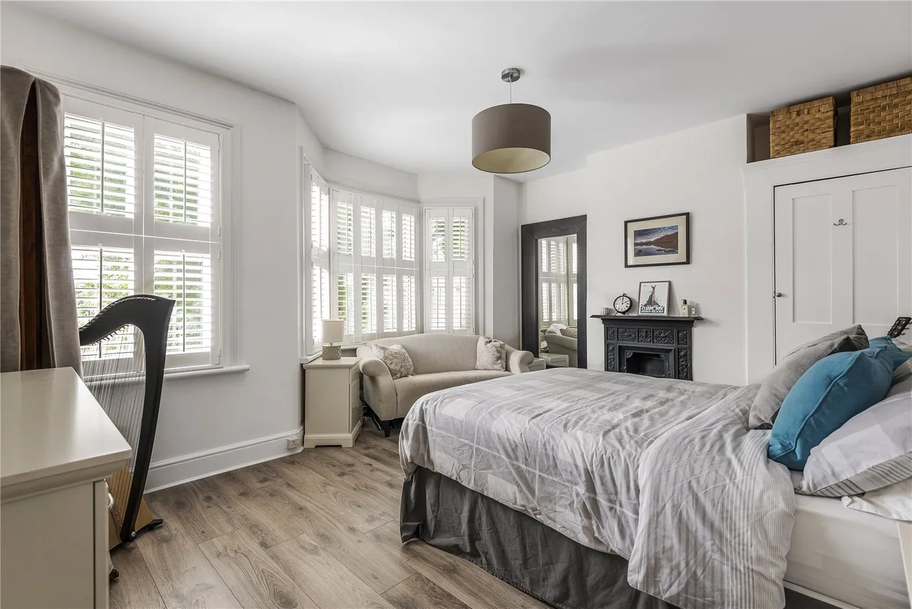 Whitton Road, Twickenham, TW1 1BS, photo 10