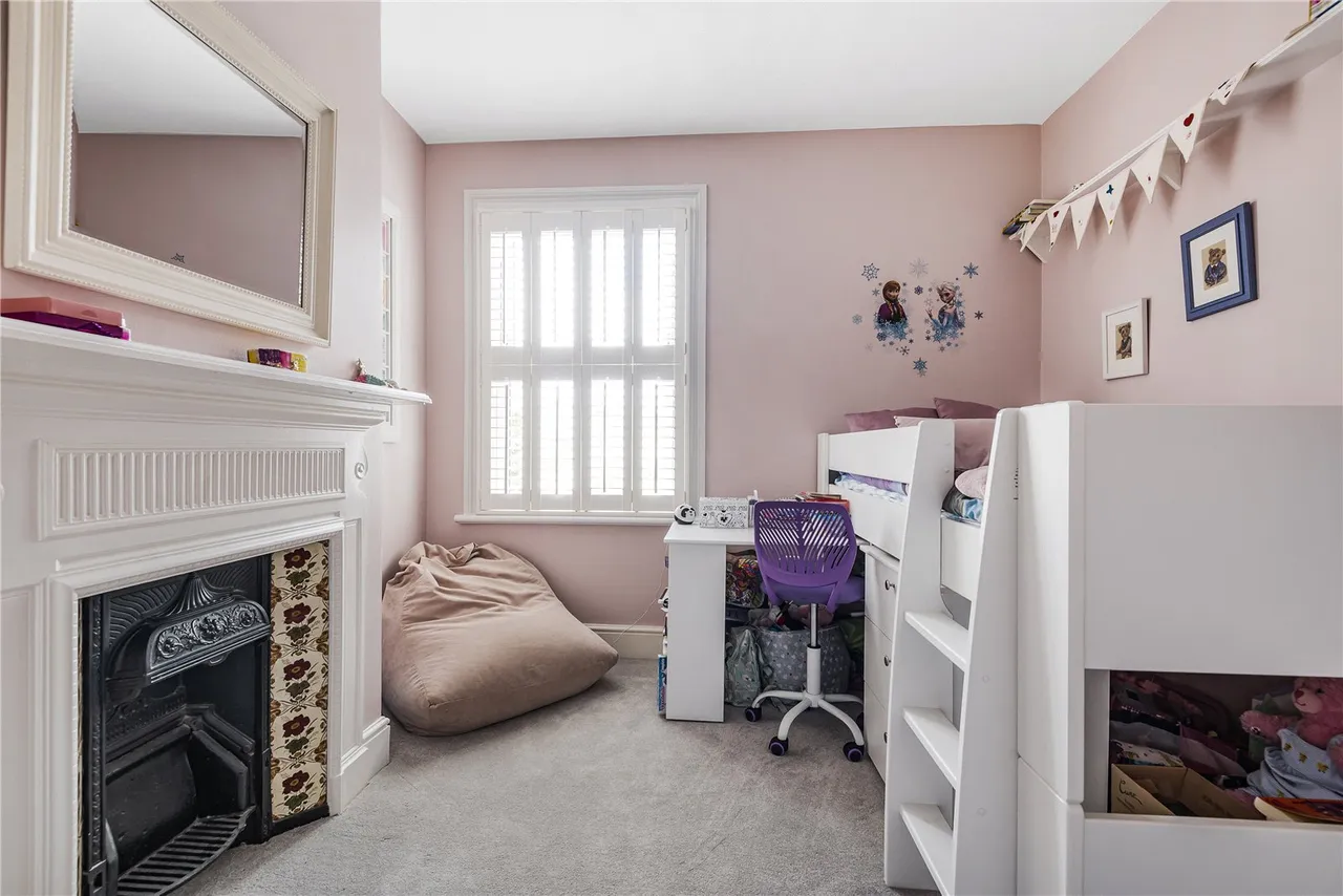 Whitton Road, Twickenham, TW1 1BS, photo 13