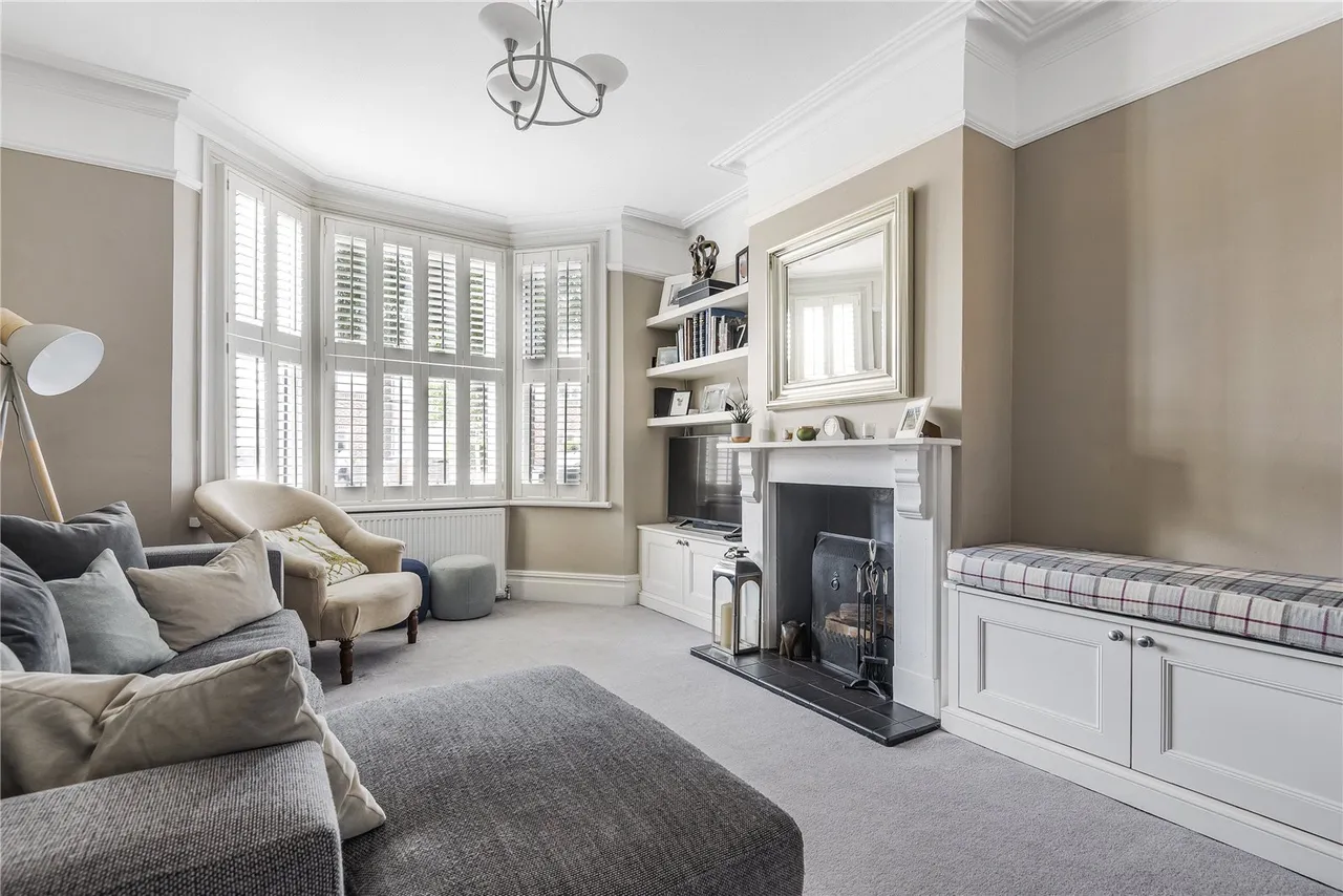 Whitton Road, Twickenham, TW1 1BS, photo 2