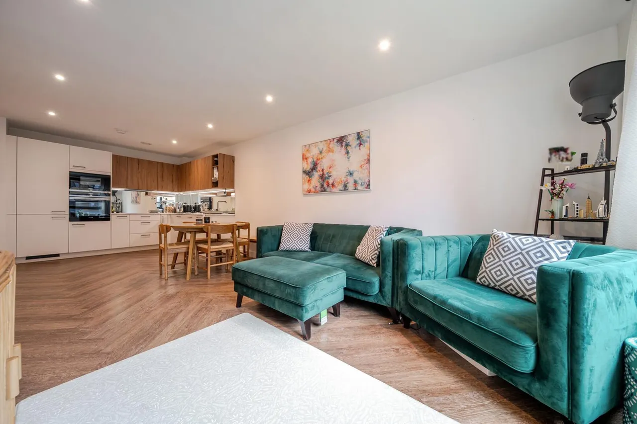 Burney Street, SE10, photo 15