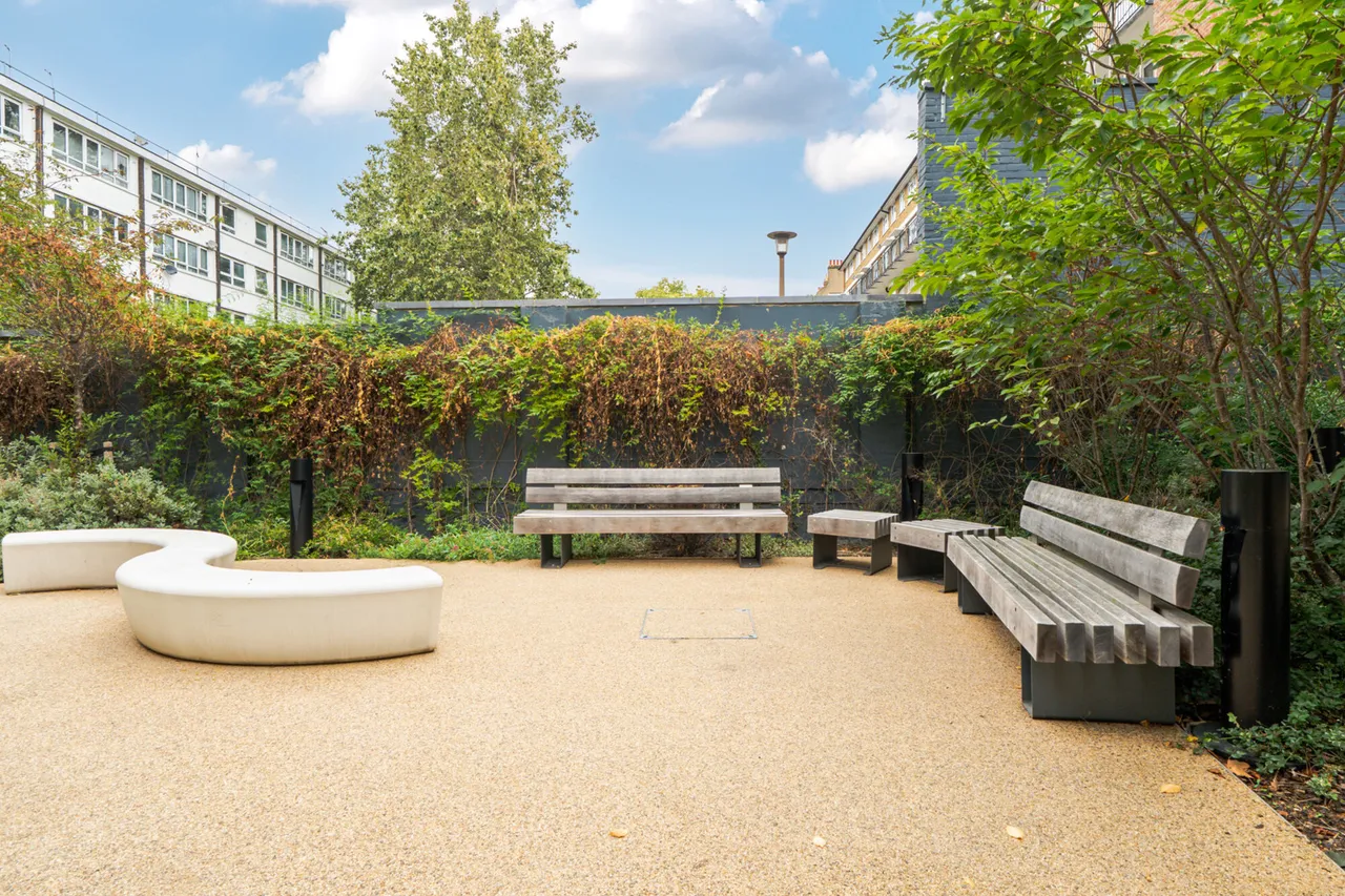 Burney Street, SE10, photo 10